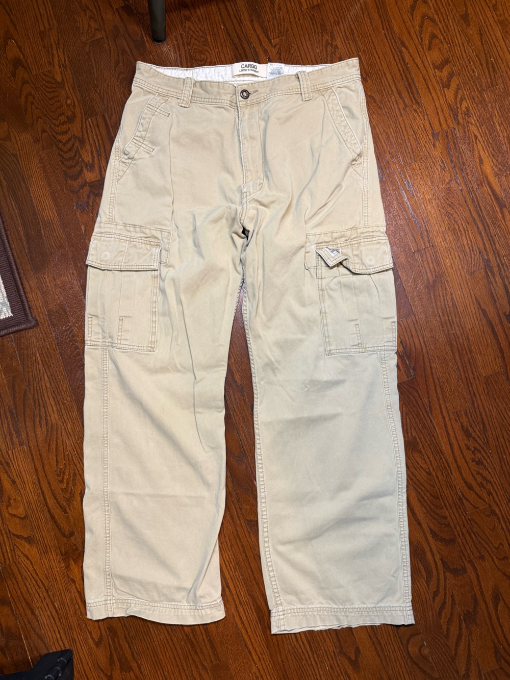 Levi's Beige Cargo Pants with Multiple Pockets. 34W x 32L